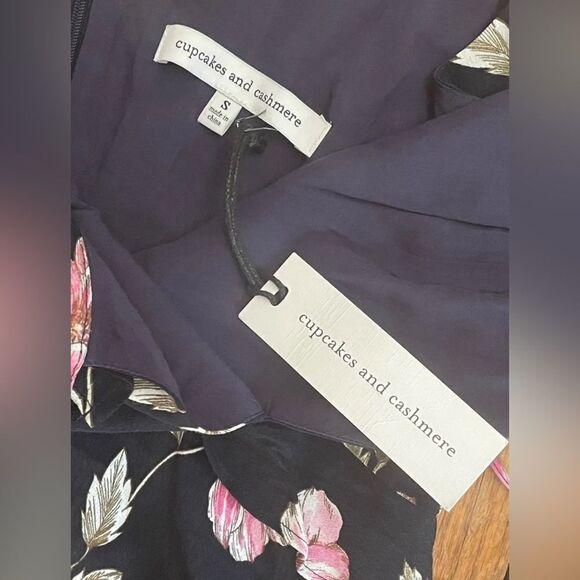 Cupcakes & Cashmere Women’s Size Small Loraine Ruffled Floral Mini Dress In Ink - Picture 12 of 15